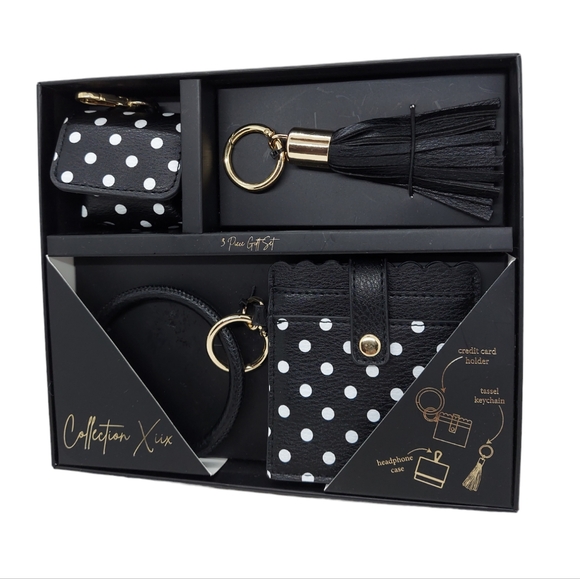 Collection Xiix 3 Piece Gift Set Keychain, Headphone Case,Credit Card Holder NWT - Picture 1 of 7
